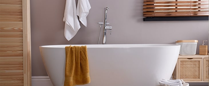 installer une baignoire : comment choisir le matériau ?